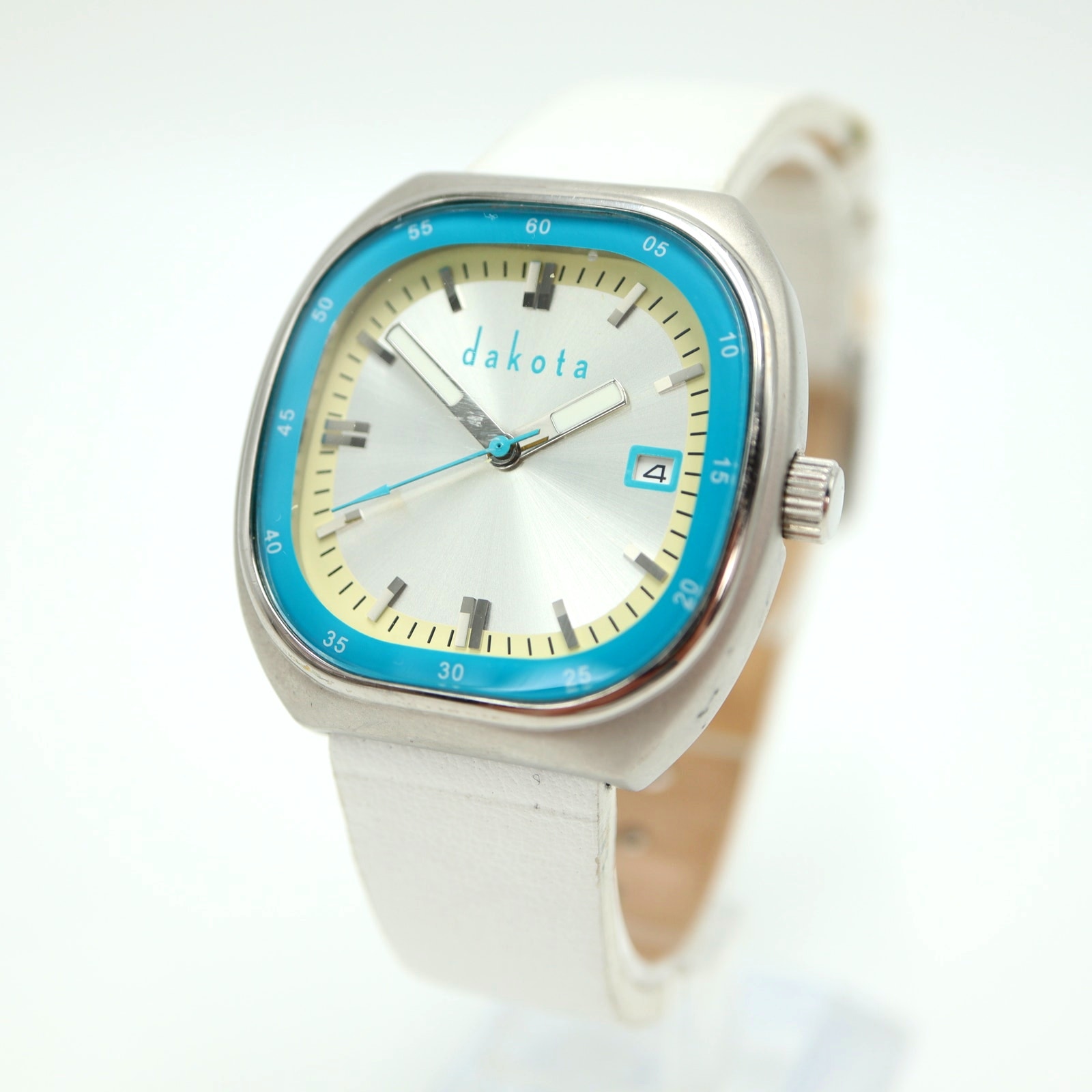 Dakota Unisex Silver Blue 35mm Tv Date Dial Watch White Leather W New Battery